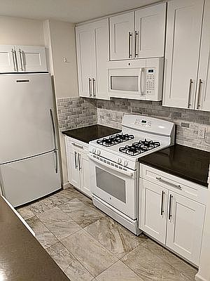 4th image of 22 Lefferts Pl #1