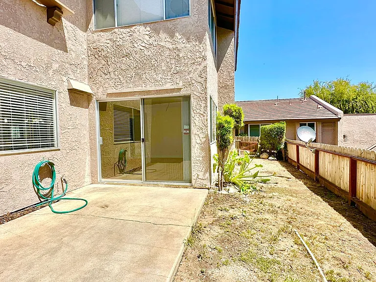 309 Ivy Ter — Photo 21