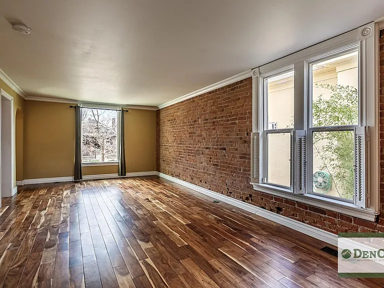 167 W Archer Pl — Photo 6
