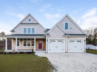 26 Ridgehill Ln, Sagamore Beach, MA 02562