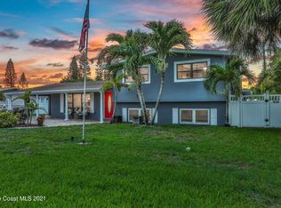 1046 Pine Tree Dr, Indian Harbour Beach, FL 32937