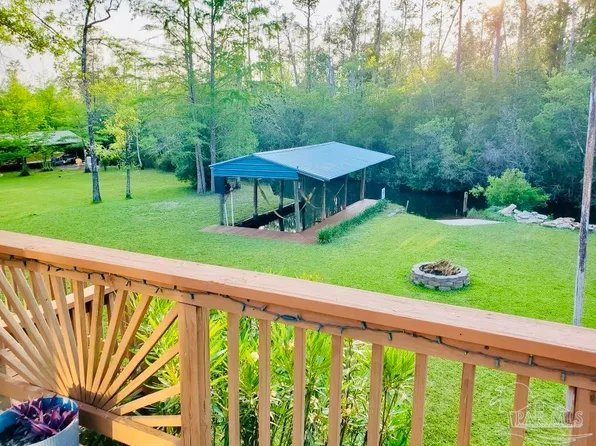 5717 Lakeside Ct, Milton, FL 32583