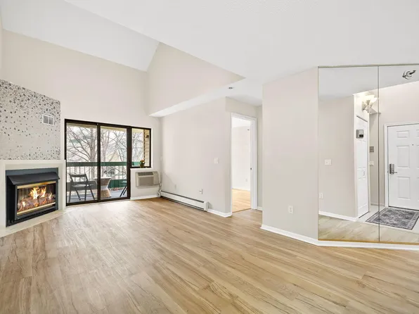 7625 Edinborough Way APT 2319, Edina, MN 55435
