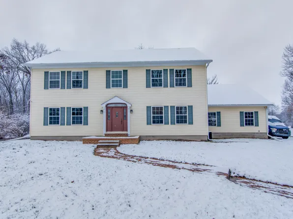 21280 Merriman Rd, New Boston, MI 48164