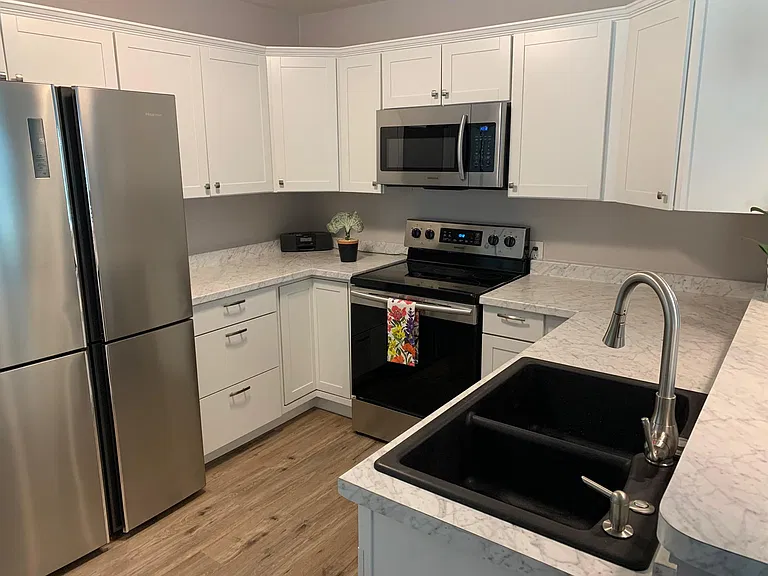 1602 N Volutsia Ave — Photo 8