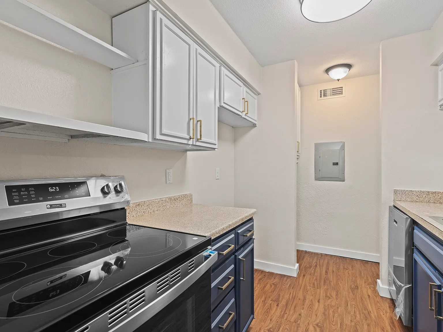 3 bed, 1350 sqft, $1,750 — Photo 3