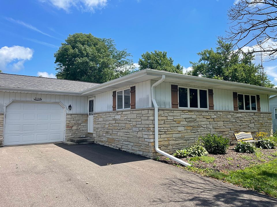 350 N Pine St, Waterman, IL 60556 Zillow