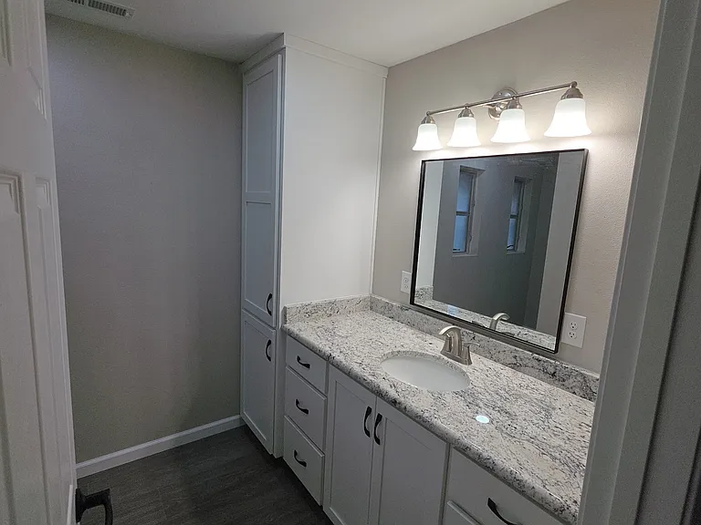 125 Dodge Dr — Photo 8