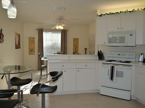 4th image of 14511 Daffodil Dr