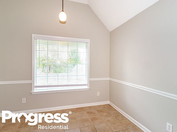 5th image of 7266 Bridgefield Dr