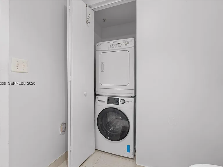 3250 NE 1st Ave #917 — Photo 10