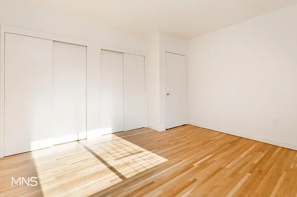 Rented by MNS Marketing | media 10