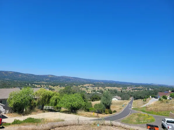 2307 Arrowhead St, Copperopolis, CA 95228
