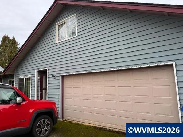 4986 Chan St S, Salem, OR 97306