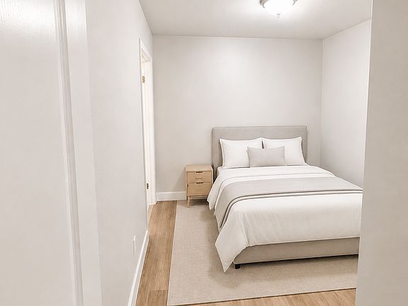 5th image of 928 W 83rd St #4