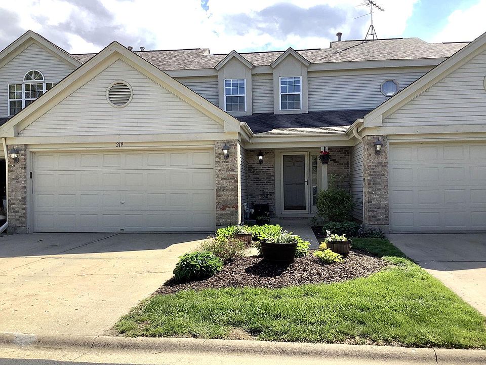 1st image of 219 Williamsburg Ct