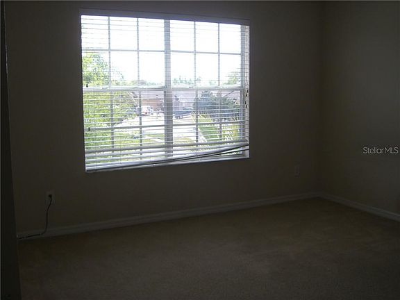 4th image of 3820 Shawn Cir