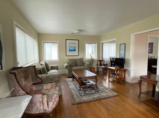 1052 65th St, Oakland, CA 94608