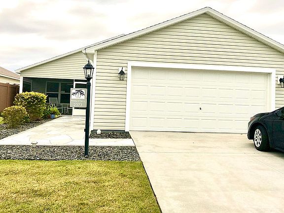 2nd image of 2373 Zumwalt Ln
