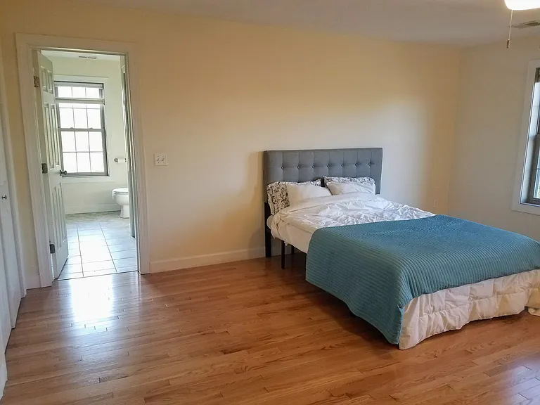 2779 Washington St #6 — Photo 13