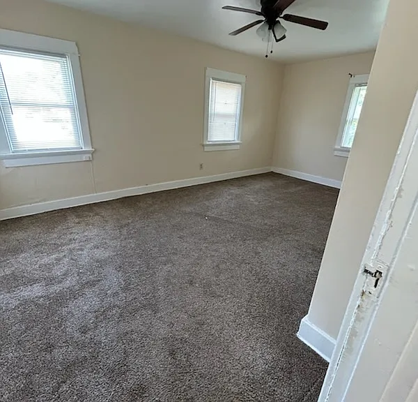 124 Anderson St — Photo 8