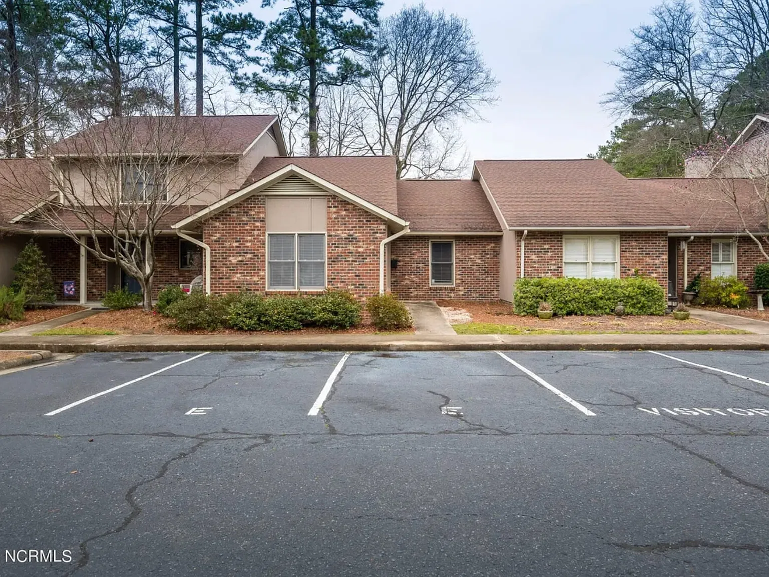 2 bed, 1742 sqft, $1,295 — Photo 3