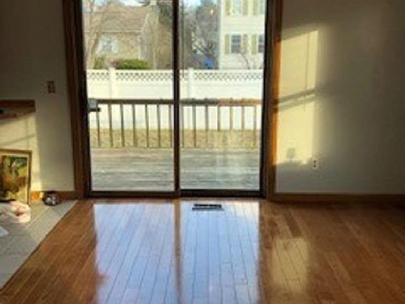 Living/dining room