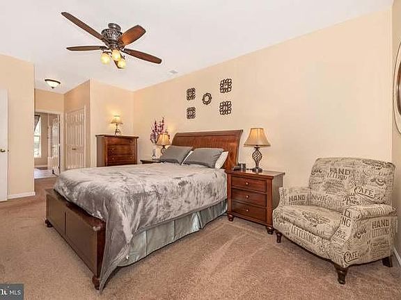 5th image of 6514 Daytona Ct #103