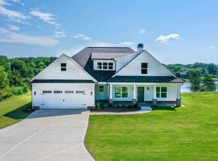 162 Alexander Lakes Dr #17, Eatonton, GA 31024