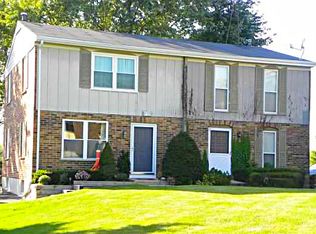 432 Cavalier Ct APT 5, Dundee, IL 60118