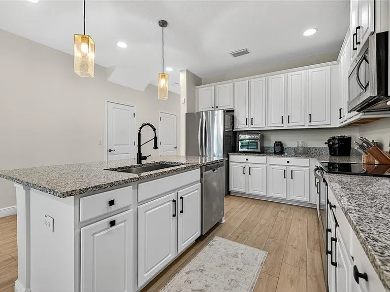 8128 Muddy Pines Pl — Photo 11