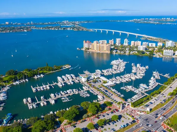 435 S Gulfstream Ave Unit 1005, Sarasota, FL 34236