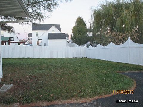 4th image of 2454 Delowe St