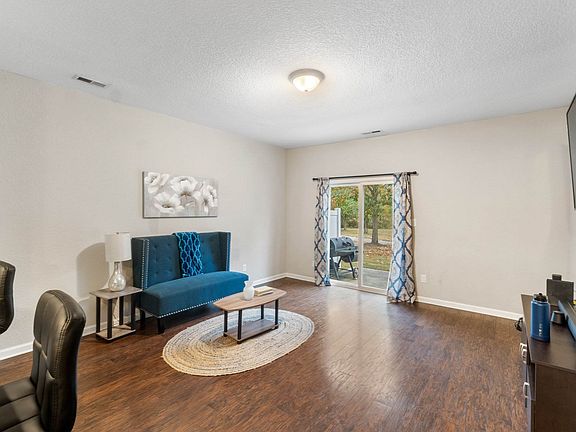 3rd image of 6018 Newington Pl