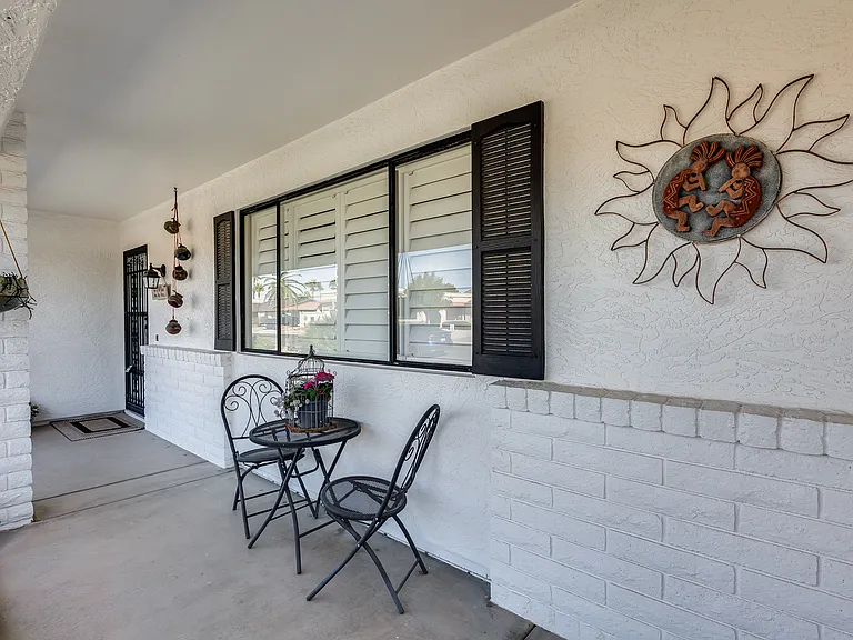 21423 N Palm Desert Dr — Photo 2