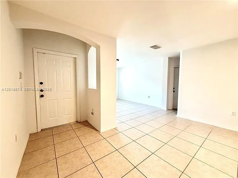 16336 SW 48th Ter — Photo 11