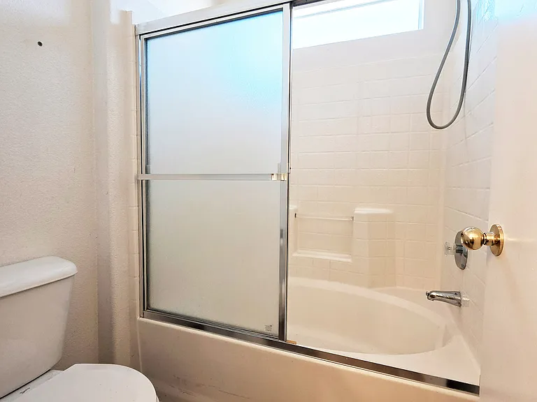 3114 Crownline Ct — Photo 17