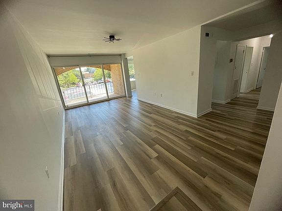 5th image of 436 Girard St #239-201