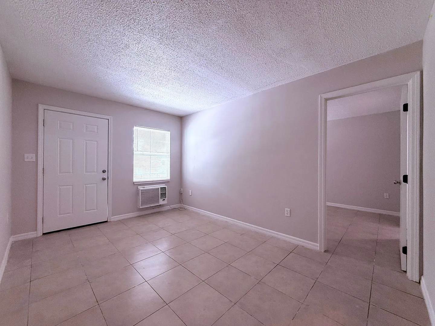 Brass Ring Apartments — Photo 2