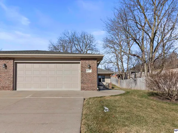 877 Southfork Rd, Blair, NE 68008