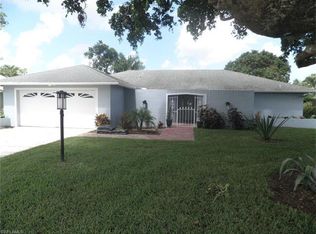 4372 Beechwood Lake Dr, Naples, FL 34112