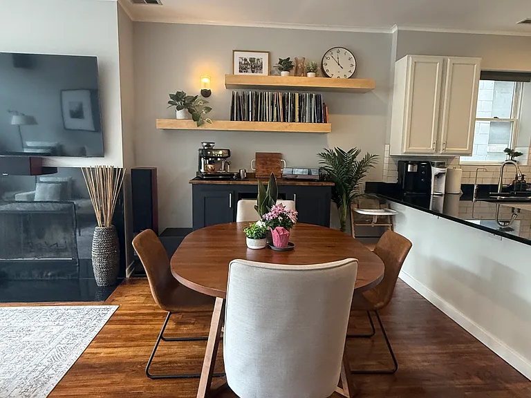 2302 W North Ave #2W — Photo 6