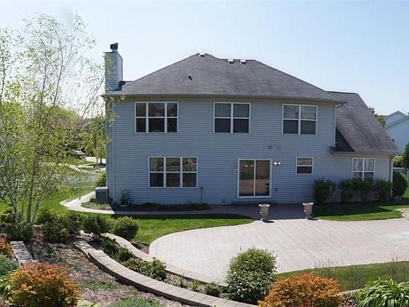 3rd image of 515 Navajo Ct