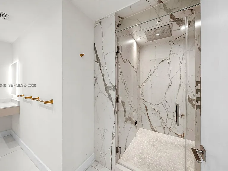 900 Biscayne Blvd #4202 — Photo 23