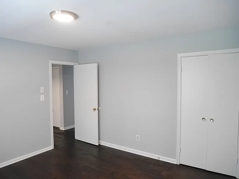 13706 Primrose Ct — Photo 22