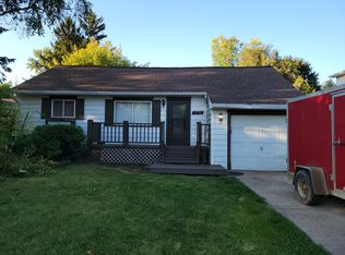 5576 Harrell Dr, Waterford, MI 48329