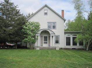 1905 N Sea Rd, Southampton, NY 11968