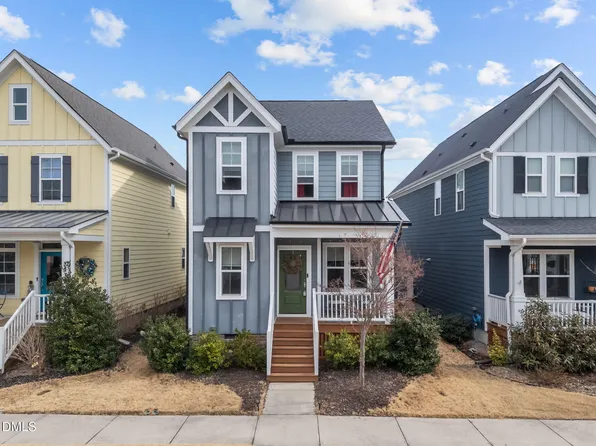 1428 Big Falls Dr, Wendell, NC 27591