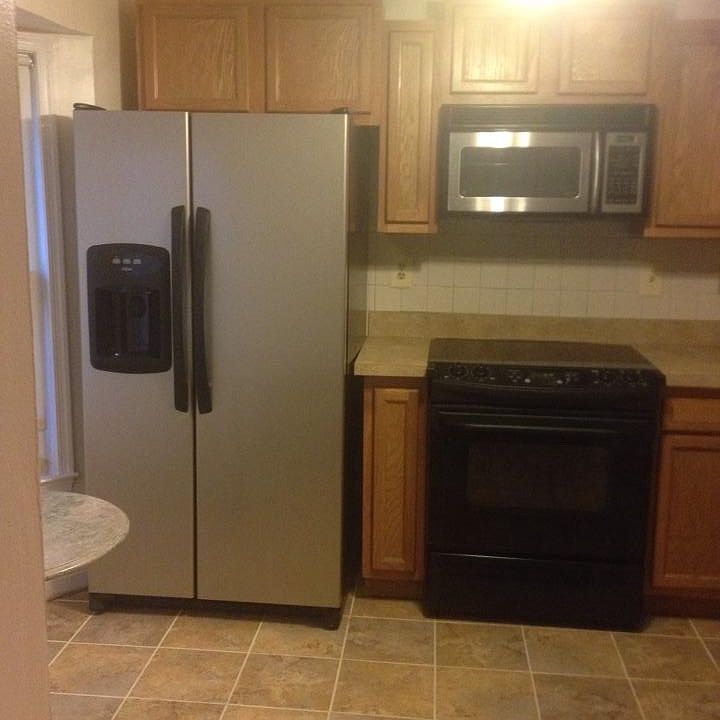 Eat In Kitchen