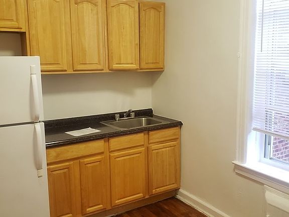 5th image of 28-15 42nd St #B1